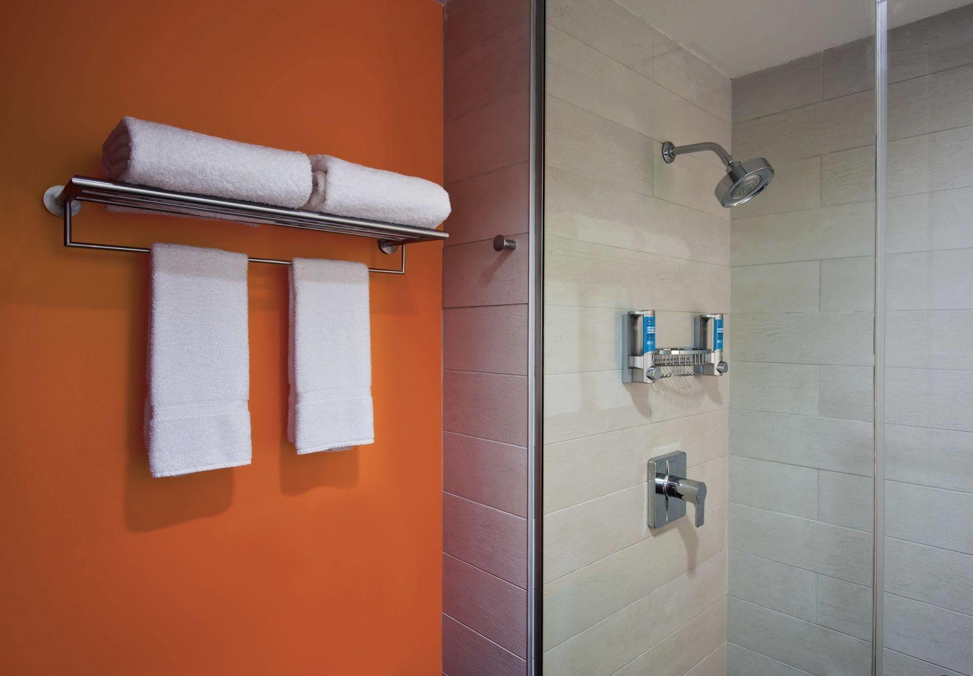 Aloft Beachwood Εξωτερικό φωτογραφία